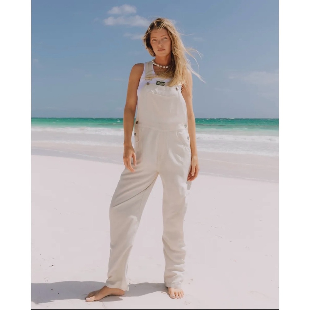 NWT Daily‎ Drills Linen Blend Overalls in Cream
